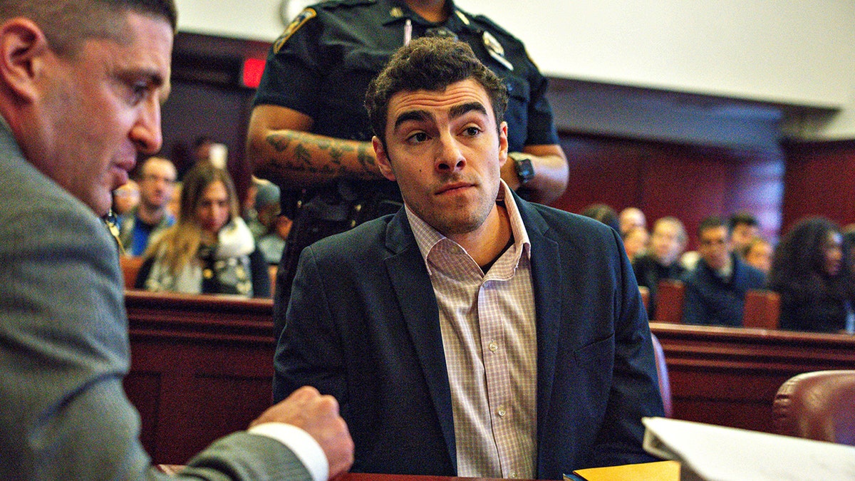 Luigi Mangione appears in Manhattan Criminal Court