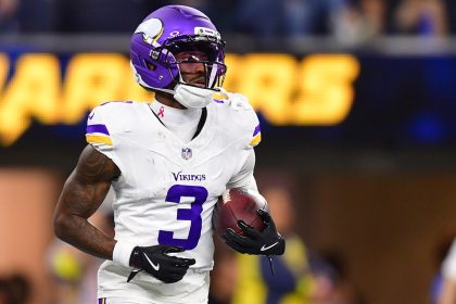 Vikings star arrested at Florida casino on trespassing charge