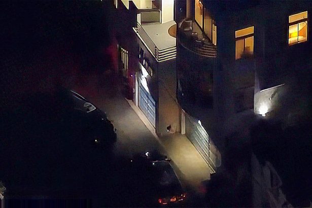 Los Angeles homeowner opens fire on burglary suspects fleeing in Studio City neighborhood