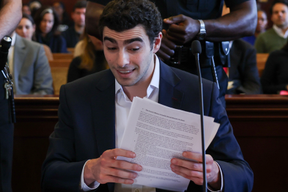 Prosecutors blast Mangione’s ‘misleading’ bid to force Bondi off case with death penalty at stake