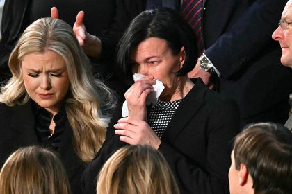 Pam Bondi torches Democrats for refusing to stand for grieving mother of murdered refugee at SOTU