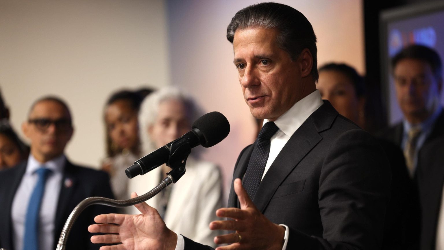 FBI raids home and offices of major Los Angeles school district superintendent