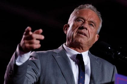 RFK Jr tells Rogan UK went from home of Magna Carta to dictatorship for speech crackdown