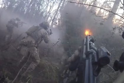 🔴 Ukraine War – Ukrainian Scouts Storm Russian Trenches On The Eastern Front [RAW Helmet Cam Combat]