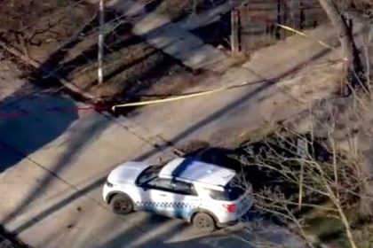 Police: Armed 27-Year-Old Shoots 16-Year-Old During Robbery Attempt in Chicago