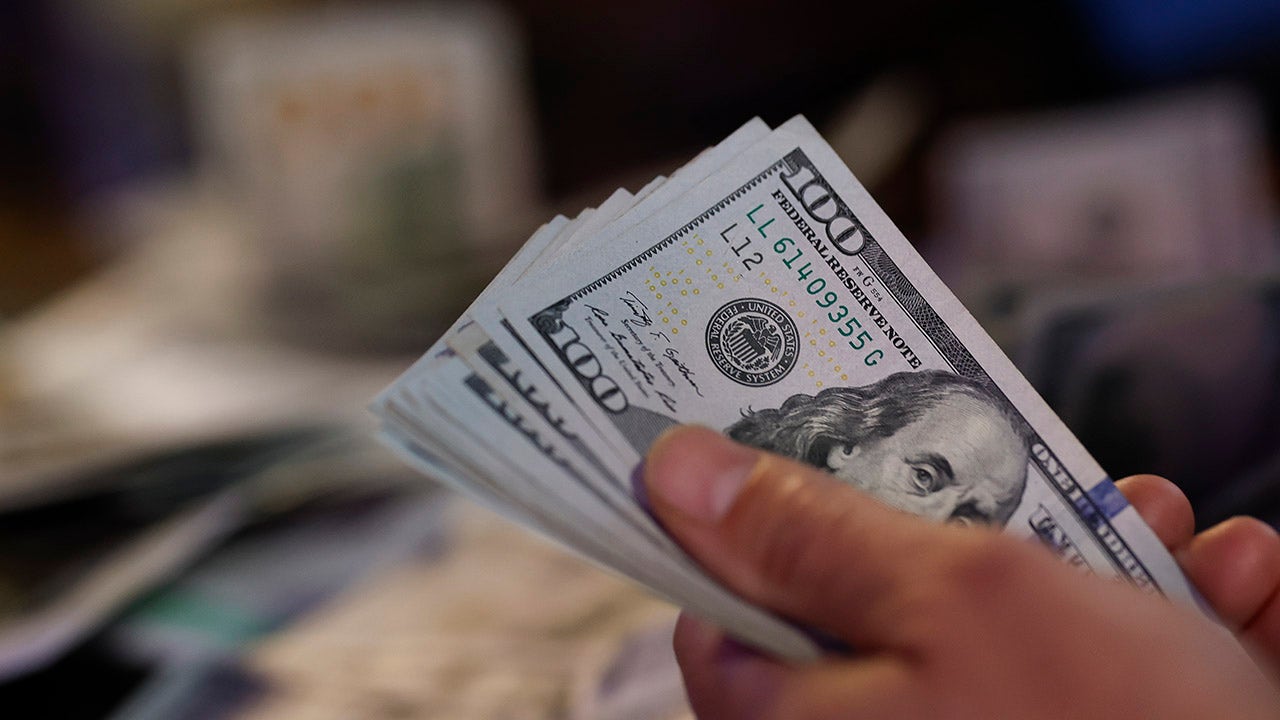 College basketball ‘fixer’ pleads guilty in massive NCAA, CBA bribery and point-shaving scheme