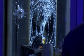 Armed Man Flashes Gun at Nashville Barbershop, Gets Shot by Employee