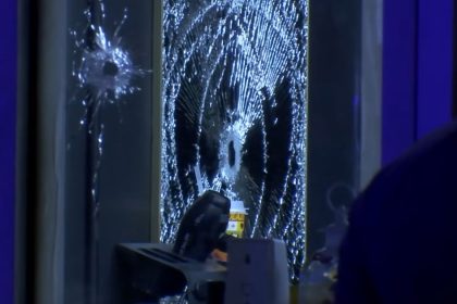 Armed Man Flashes Gun at Nashville Barbershop, Gets Shot by Employee