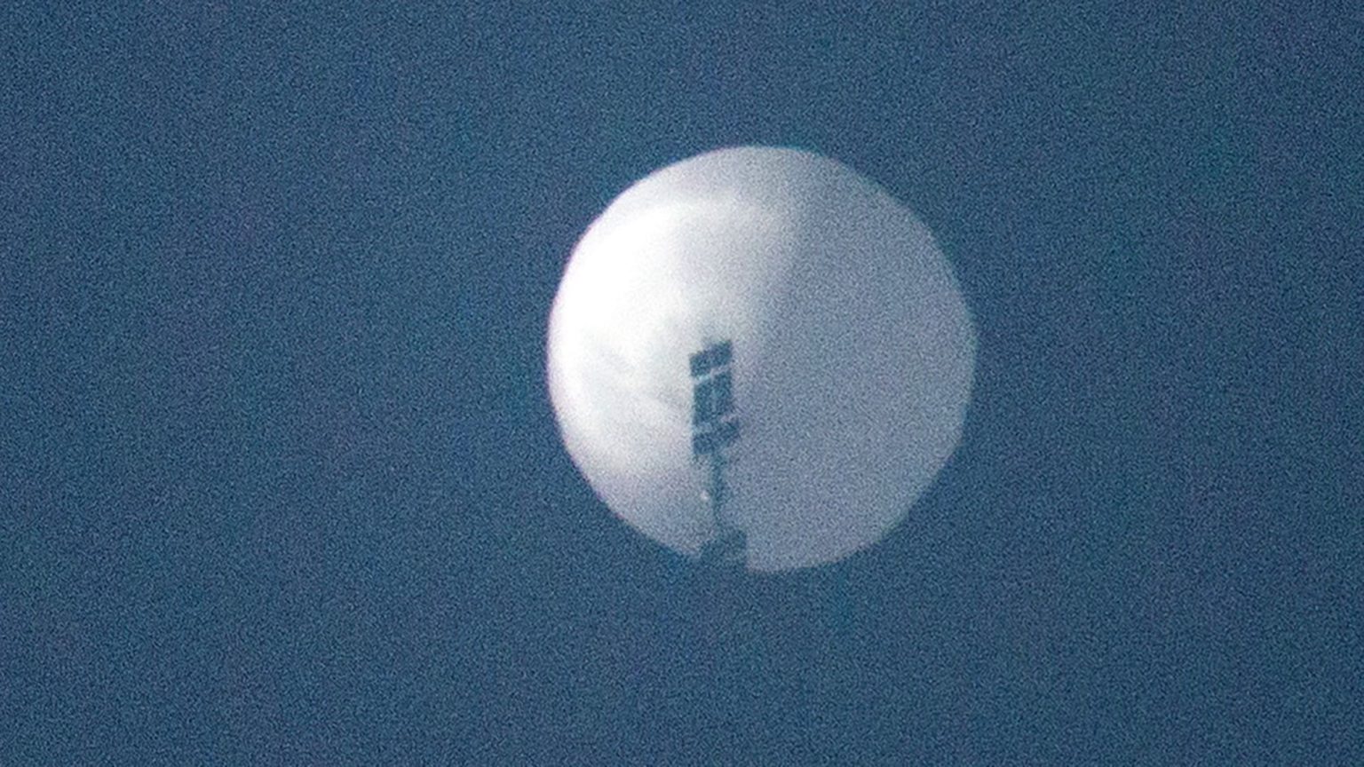 US Military Blew Up A Boy Scout Balloon With A 0,000 Missile