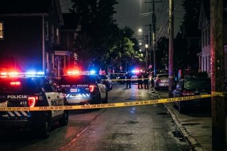 Man Robbed at Gunpoint Draws His Own Pistol, But Doesn’t Win the Gunfight