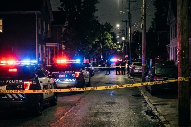 Man Robbed at Gunpoint Draws His Own Pistol, But Doesn’t Win the Gunfight