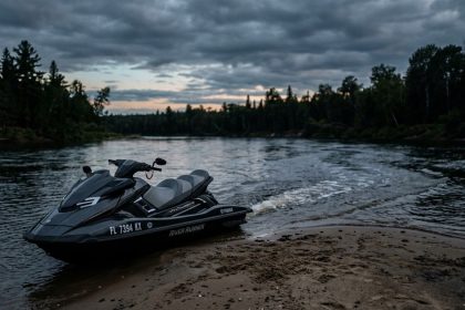 Stabbed as He Tried to Walk Away, Jet Ski Rider Shoots 47-Year-Old Attacker on Ogeechee River Sandbar