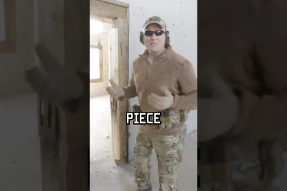 How To Kick In A Door the #specialforces way #shorts #military